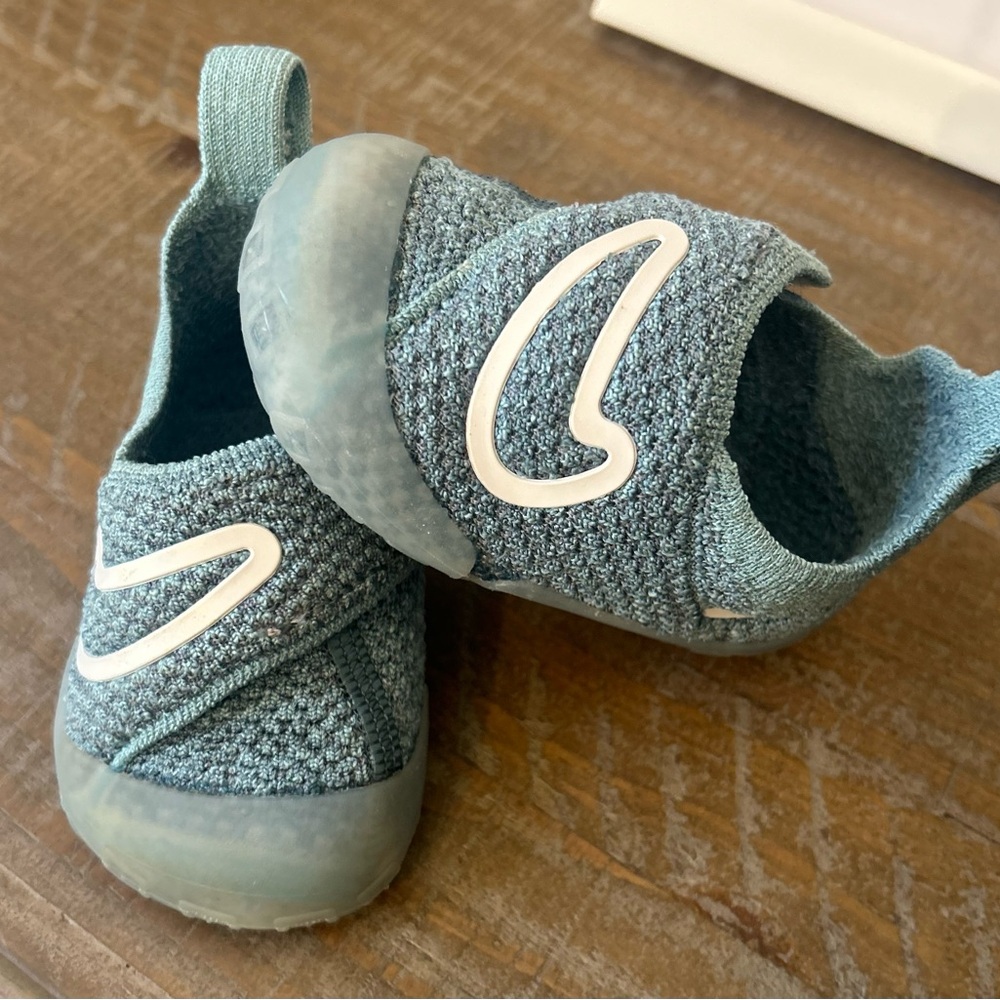 Nike Swoosh blue 3c